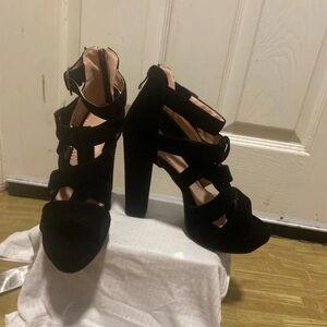 Elegant Moments Black Strappy Heels